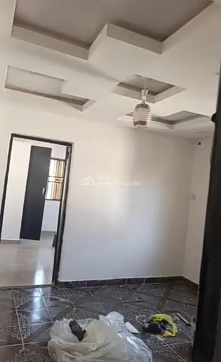 Upstairs Mini Flat at Olokonla { Video}, Jubril Estate, Olokonla, Ajah, Lagos, Mini Flat (room and Parlour) for Rent