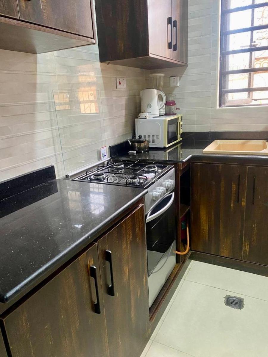 Newly Built One Bedroom Apartment. 5 Min to Int Airport, Ajao Estate, Isolo, Lagos, Mini Flat (room and Parlour) Short Let