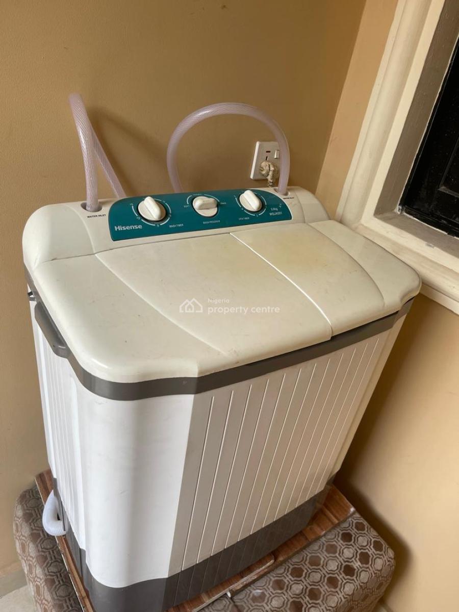 Newly Built One Bedroom Apartment. 5 Min to Int Airport, Ajao Estate, Isolo, Lagos, Mini Flat (room and Parlour) Short Let