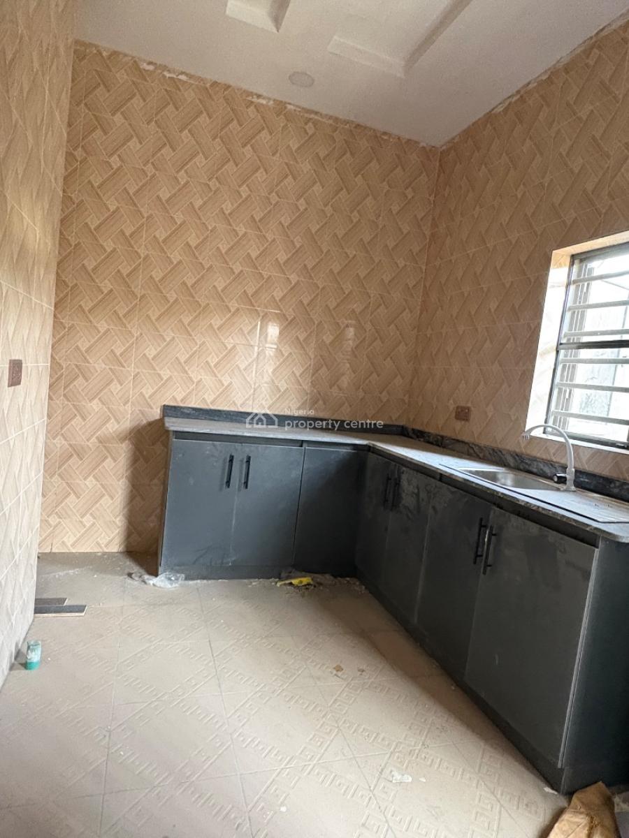 Brand New 2 Bedroom Apartment, Mobil Estate Road, Ajah, Lagos, Flat / Apartment for Rent
