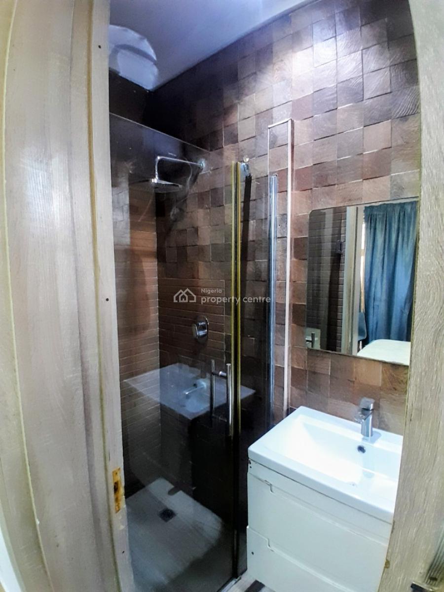 Fully Furnished 3 Bedrooms, Pinnacle Filling Station,  Lekki Right, Lekki Phase 1, Lekki, Lagos, Flat / Apartment for Rent