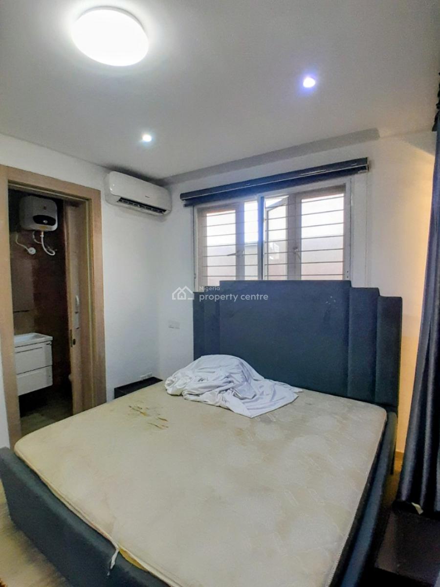 Fully Furnished 3 Bedrooms, Pinnacle Filling Station,  Lekki Right, Lekki Phase 1, Lekki, Lagos, Flat / Apartment for Rent