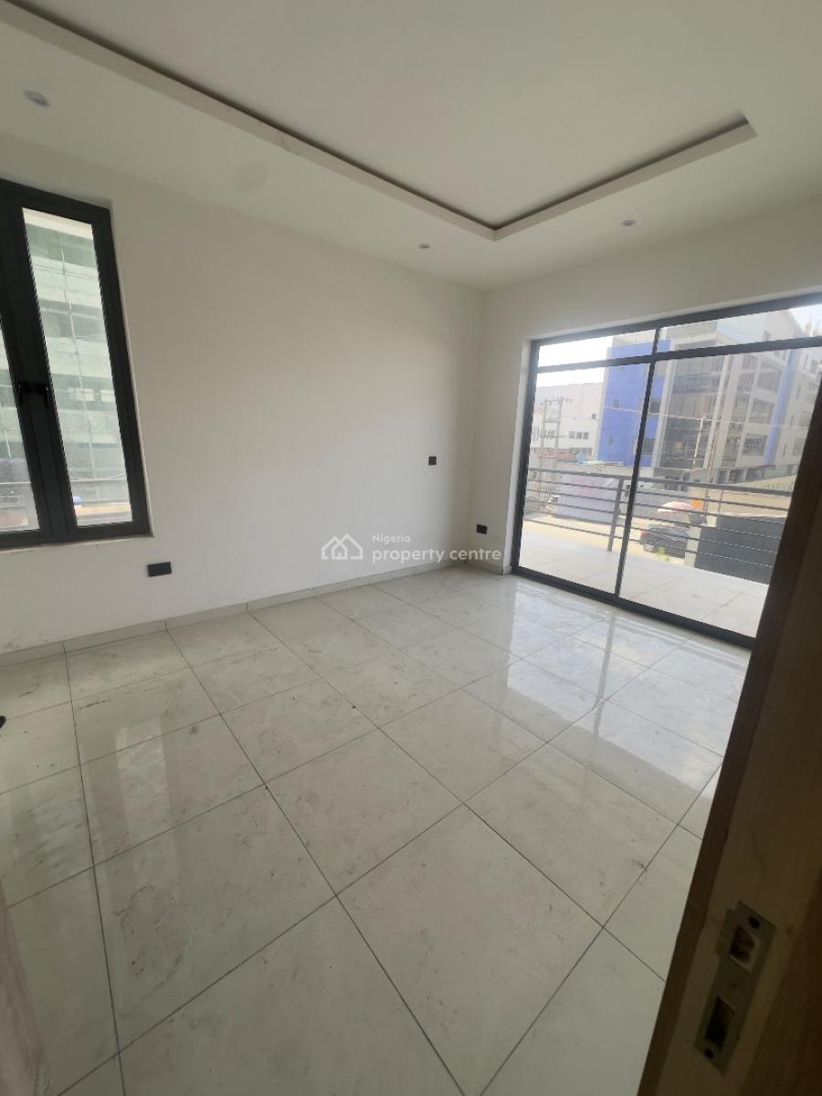 Luxury Brand New 4 Bedroom Maisonette with Bq, Lekki Phase 1, Lekki, Lagos, Flat / Apartment for Rent