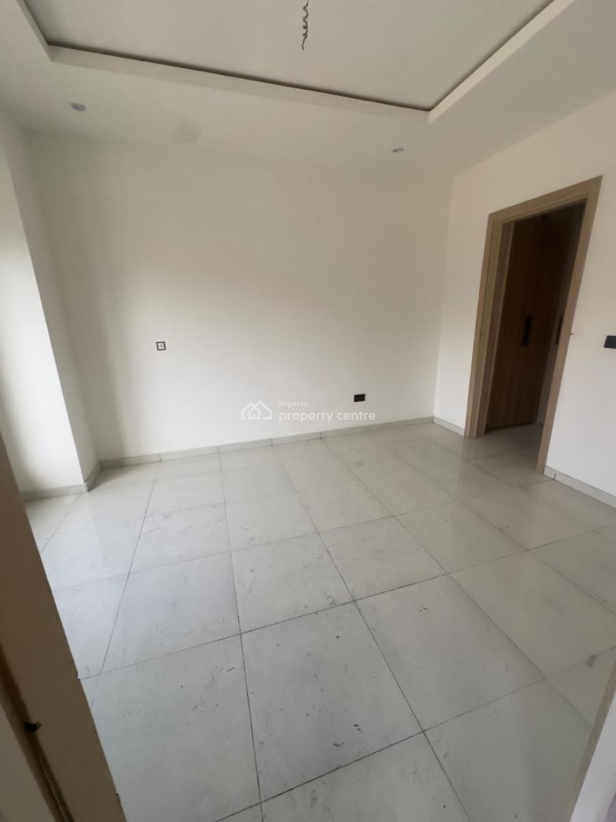 Luxury Brand New 4 Bedroom Maisonette with Bq, Lekki Phase 1, Lekki, Lagos, Flat / Apartment for Rent