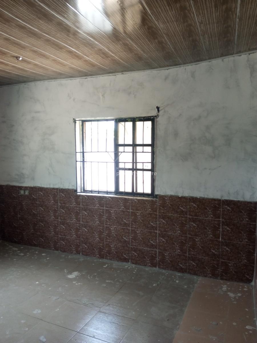 Well Renovated Mini Flat in a Secured Estate, Badore, Ajah, Lagos, Mini Flat (room and Parlour) for Rent