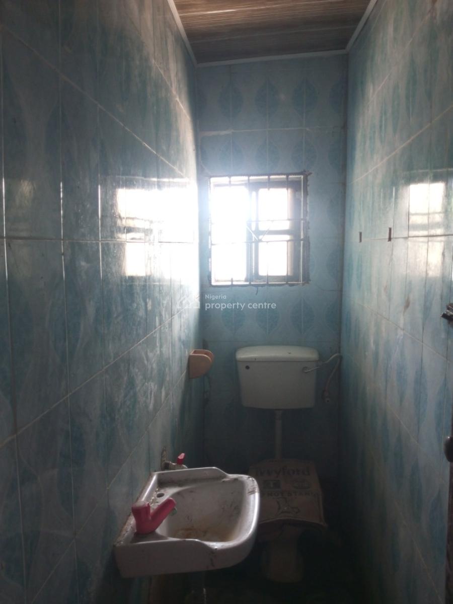 Well Renovated Mini Flat in a Secured Estate, Badore, Ajah, Lagos, Mini Flat (room and Parlour) for Rent