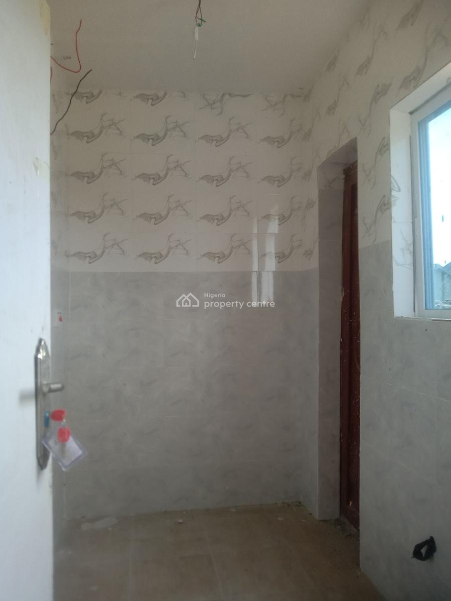 Best Package Brand New Luxury Mini Flag with 24/7 Power Supply, By Elesekan Town Ibeju Lekki Lagos, Bogije, Ibeju Lekki, Lagos, Mini Flat (room and Parlour) for Rent