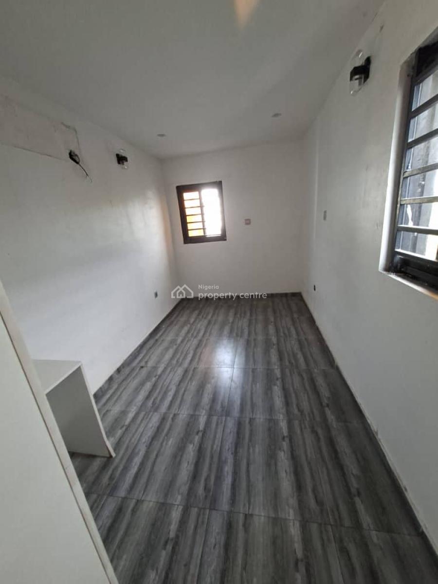 Serviced Mini Flat with 24/7 Light Secured Estate, Right Hand Side, Lekki Phase 1, Lekki, Lagos, Mini Flat (room and Parlour) for Rent