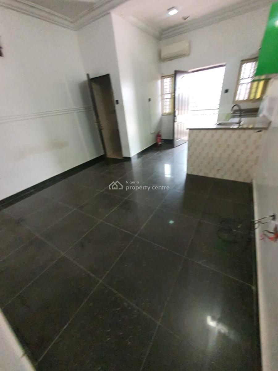 Room and Parlor Mini Flat with Kitchen, Bakare Estate Agungi, Agungi, Lekki, Lagos, Flat / Apartment for Rent
