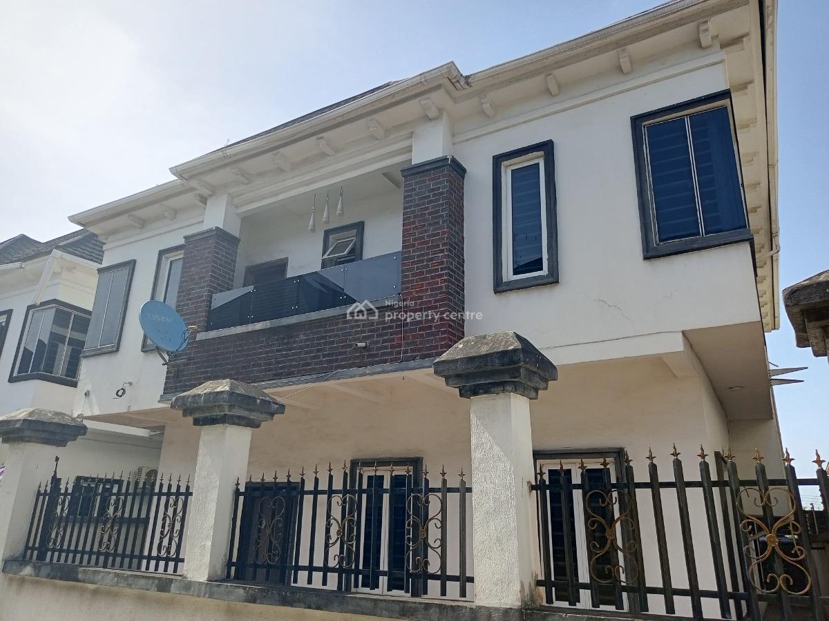 Distress Well Maintained 5bedroom with Bq Self Compound, Secured Estate, Osapa, Lekki, Lagos, Detached Duplex for Sale