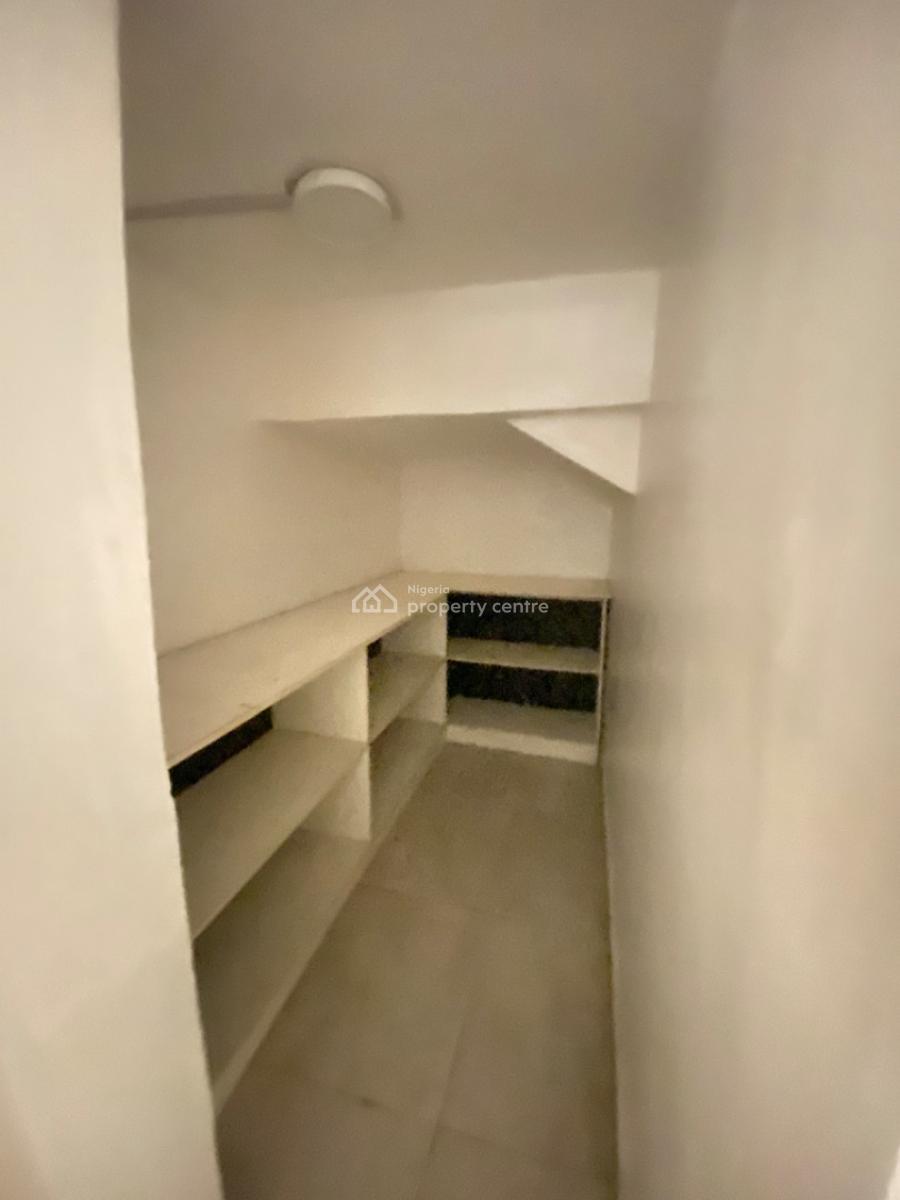 Nicely Built 4 Bedroom Semidetached with Spacious Compound, Ikate, Ikate, Lekki, Lagos, Semi-detached Duplex for Rent