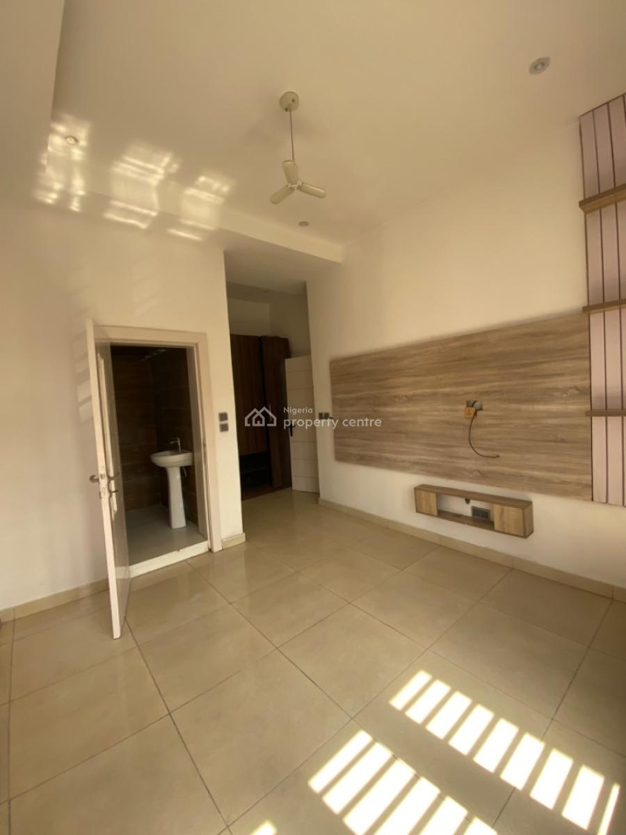 Nicely Built 4 Bedroom Semidetached with Spacious Compound, Ikate, Ikate, Lekki, Lagos, Semi-detached Duplex for Rent