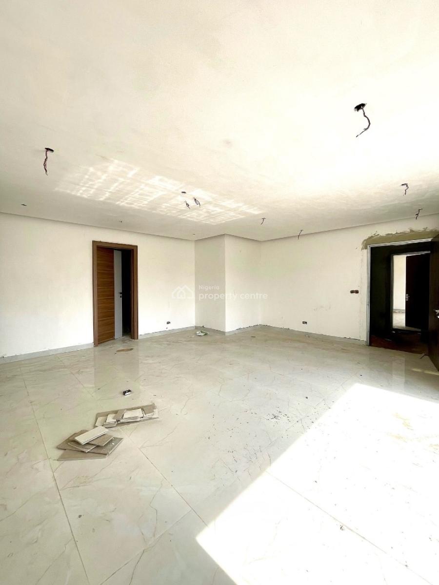 Spacious 3 Bedroom Apartment with Bq & Elevator, Old Ikoyi, Ikoyi, Lagos, Flat / Apartment for Sale