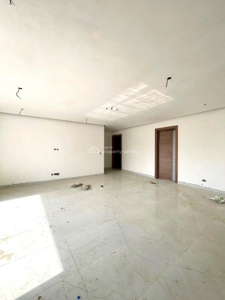 Spacious 3 Bedroom Apartment with Bq & Elevator, Old Ikoyi, Ikoyi, Lagos, Flat / Apartment for Sale