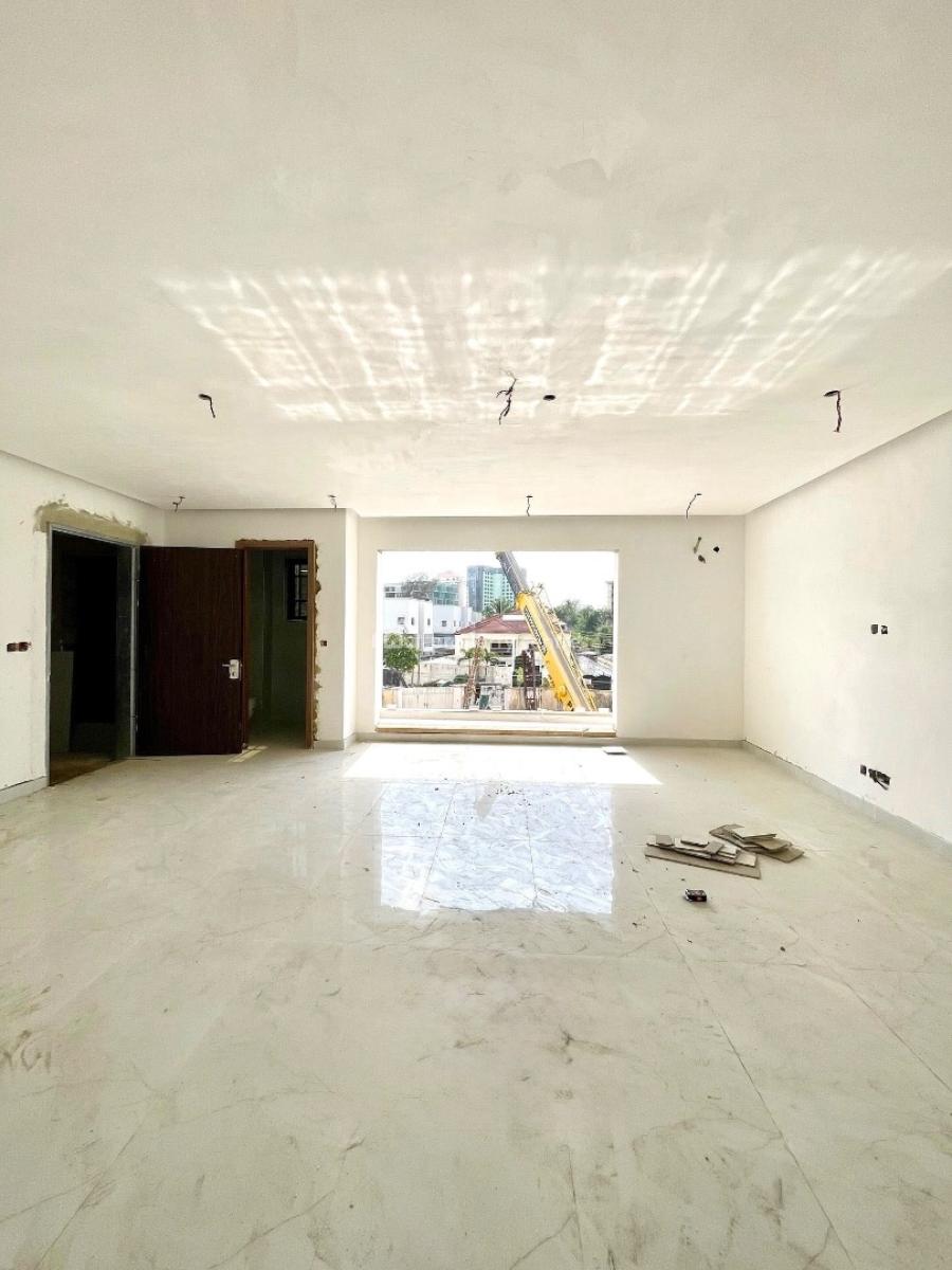 Spacious 3 Bedroom Apartment with Bq & Elevator, Old Ikoyi, Ikoyi, Lagos, Flat / Apartment for Sale