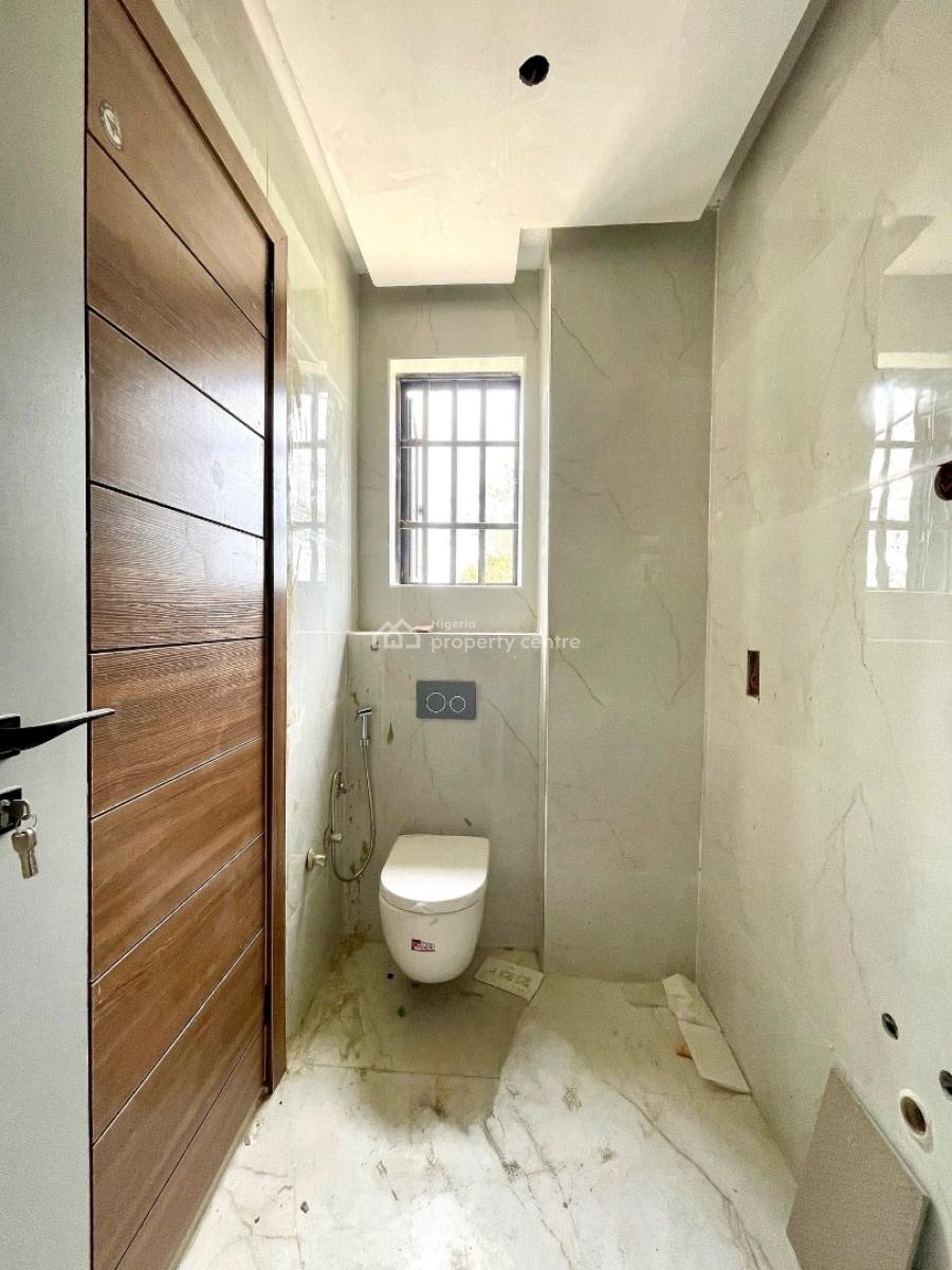 Spacious 3 Bedroom Apartment with Bq & Elevator, Old Ikoyi, Ikoyi, Lagos, Flat / Apartment for Sale