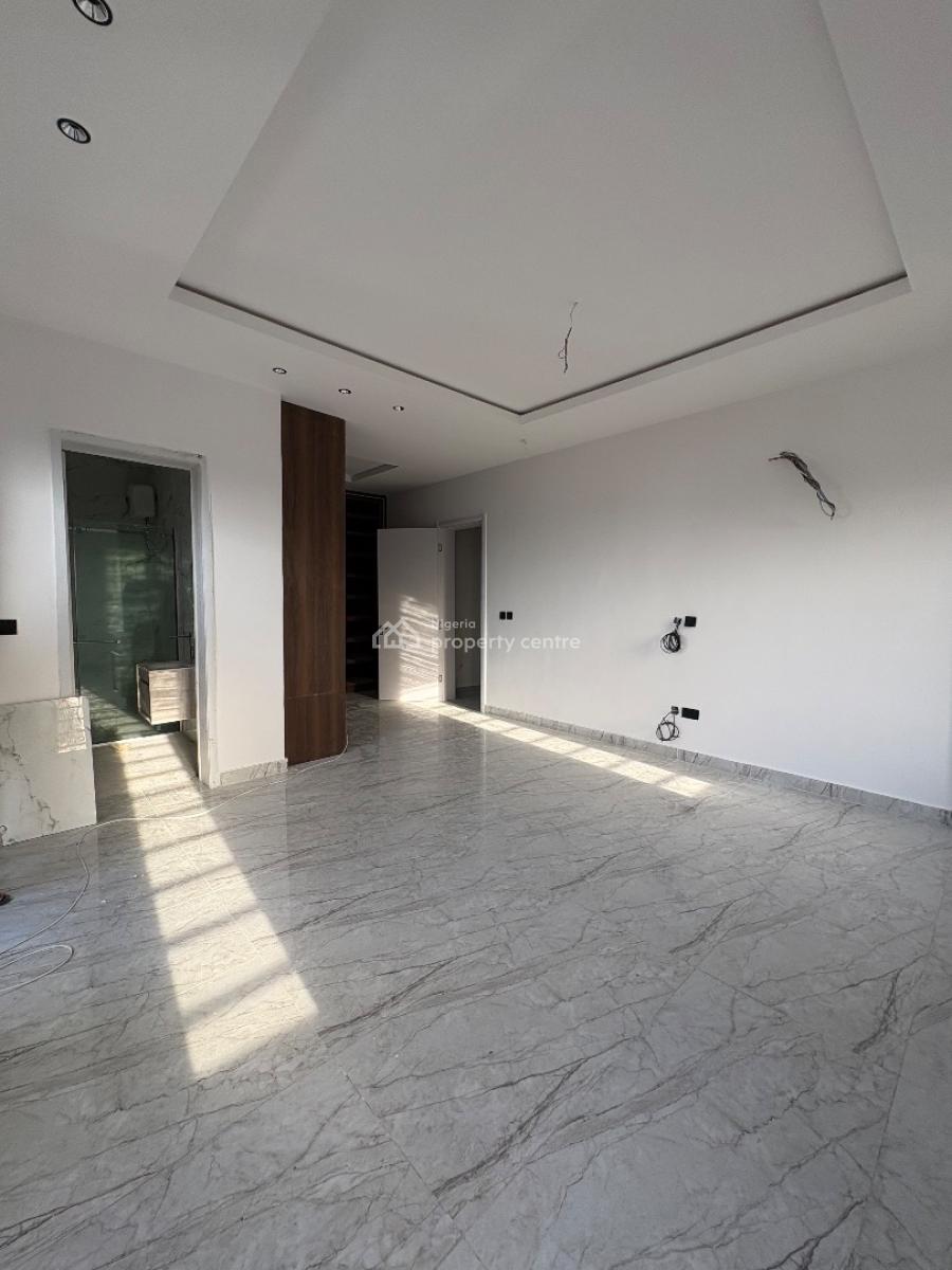 Luxury 3-bedroom Maisonette with Bq & Pool in a Gated Environment, Lekki Phase 1, Lekki Phase 1, Lekki, Lagos, Flat / Apartment for Sale