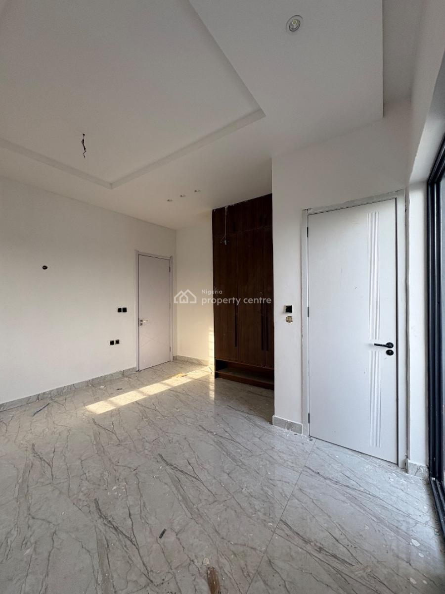 Luxury 3-bedroom Maisonette with Bq & Pool in a Gated Environment, Lekki Phase 1, Lekki Phase 1, Lekki, Lagos, Flat / Apartment for Sale