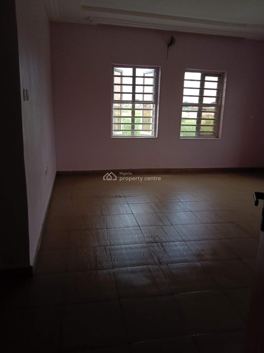 Massive Three Bedroom Flat Two in Compound Upstairs, Chuma Nwosu, Badore, Ajah, Lagos, Flat / Apartment for Rent