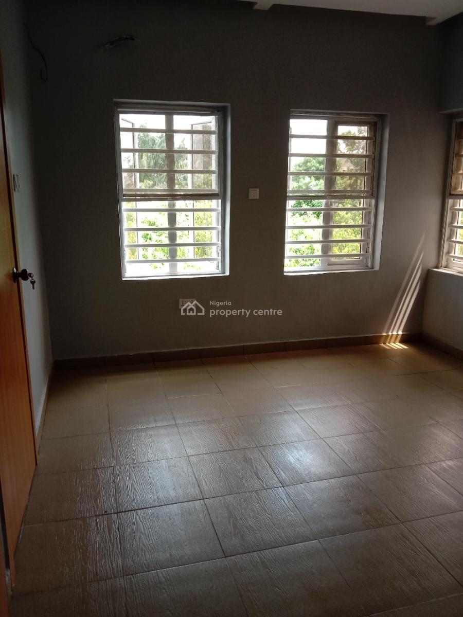 Massive Three Bedroom Flat Two in Compound Upstairs, Chuma Nwosu, Badore, Ajah, Lagos, Flat / Apartment for Rent