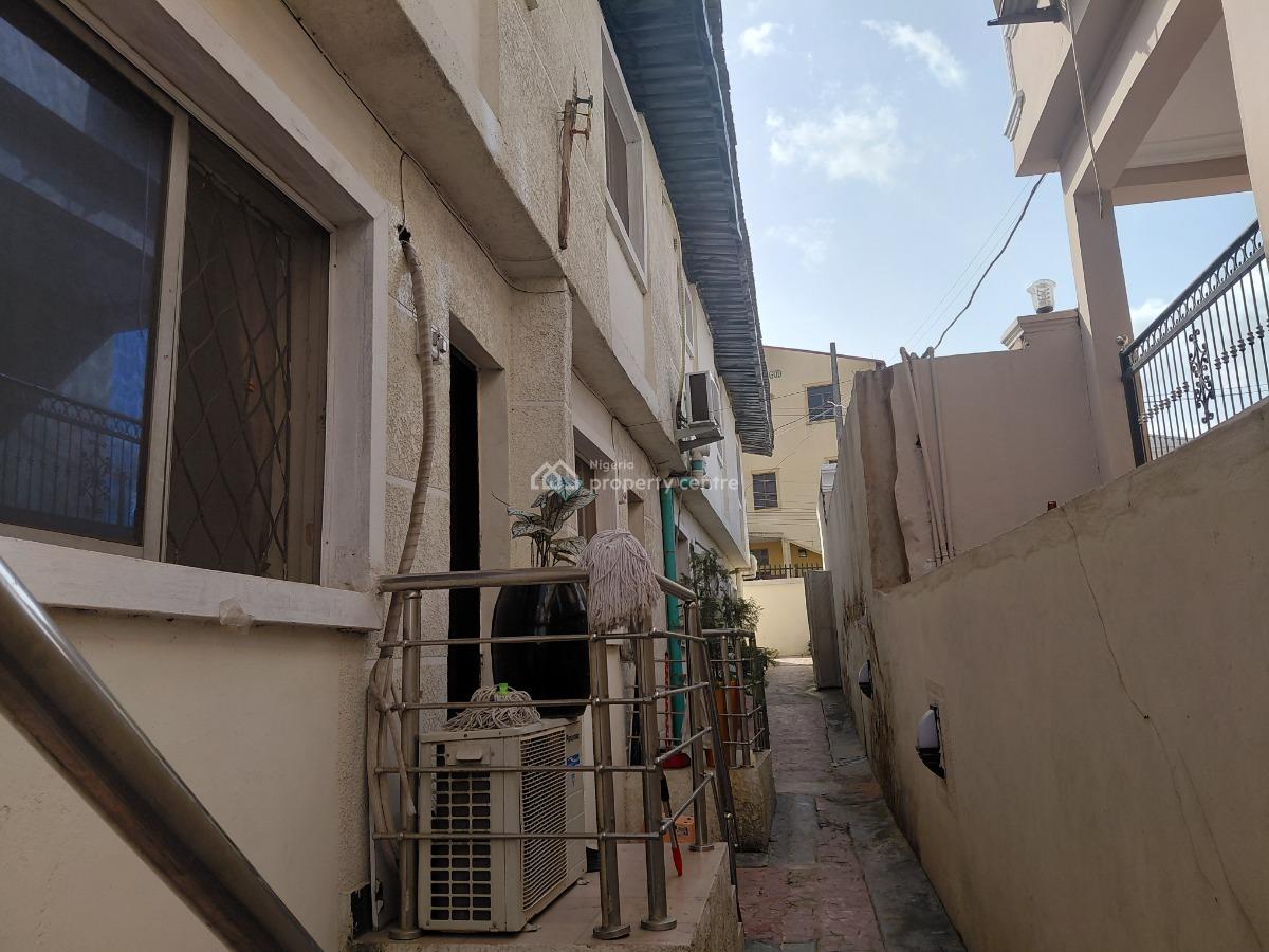 Decent Mini Flat in Alapere, Theo Okunisi, Alapere, Ketu, Lagos, Mini Flat (room and Parlour) for Rent