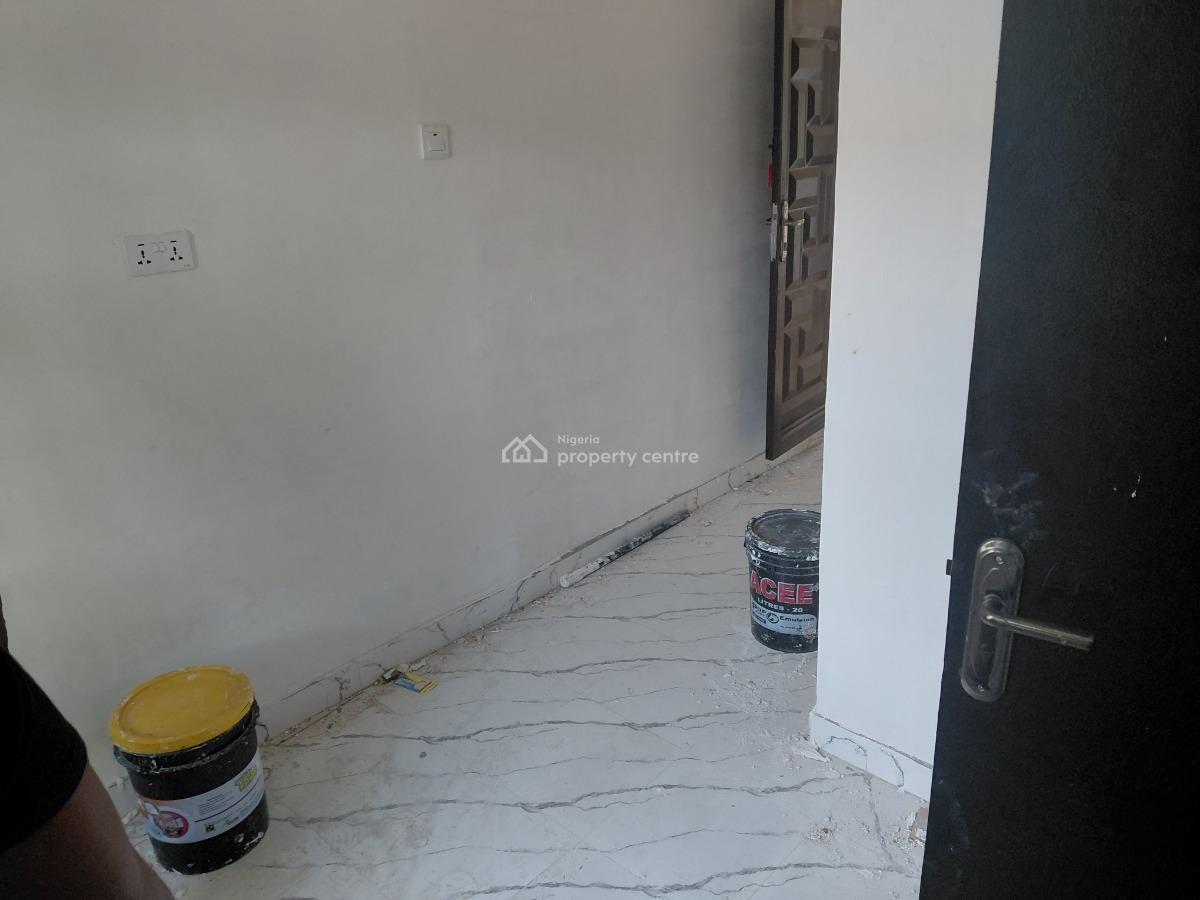 Decent Mini Flat in Alapere, Theo Okunisi, Alapere, Ketu, Lagos, Mini Flat (room and Parlour) for Rent