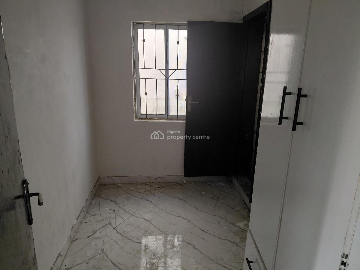 Decent Mini Flat in Alapere, Theo Okunisi, Alapere, Ketu, Lagos, Mini Flat (room and Parlour) for Rent