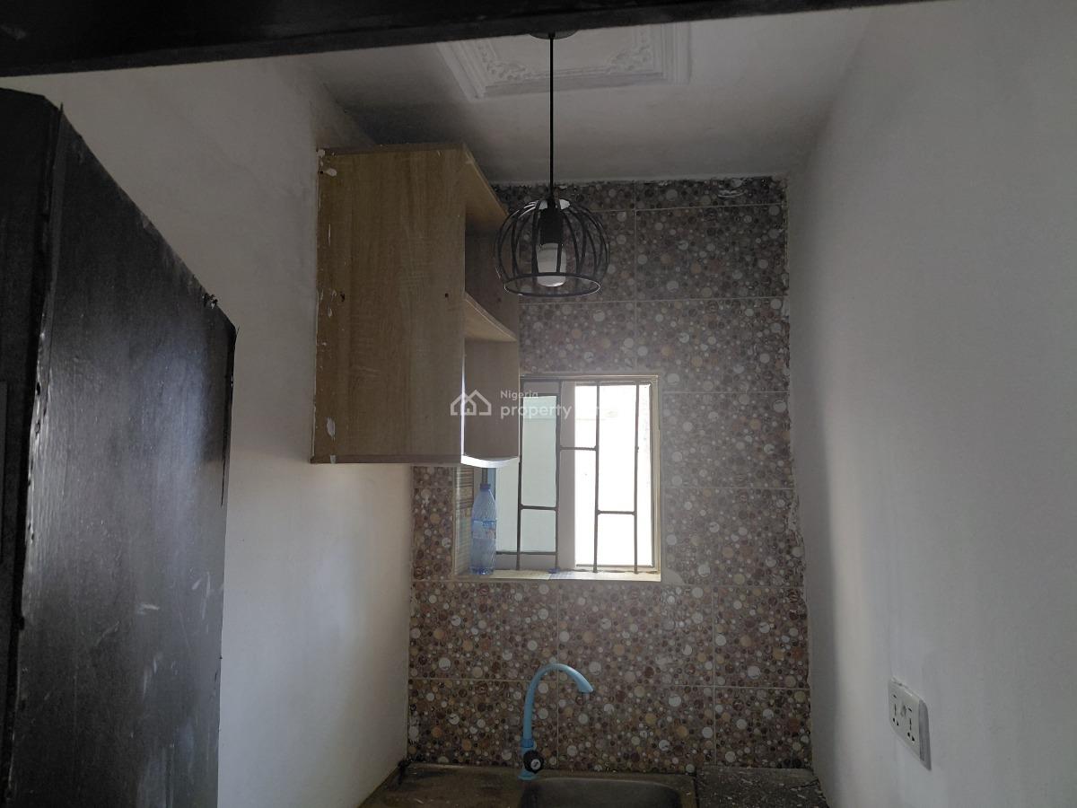 Decent Mini Flat in Alapere, Theo Okunisi, Alapere, Ketu, Lagos, Mini Flat (room and Parlour) for Rent