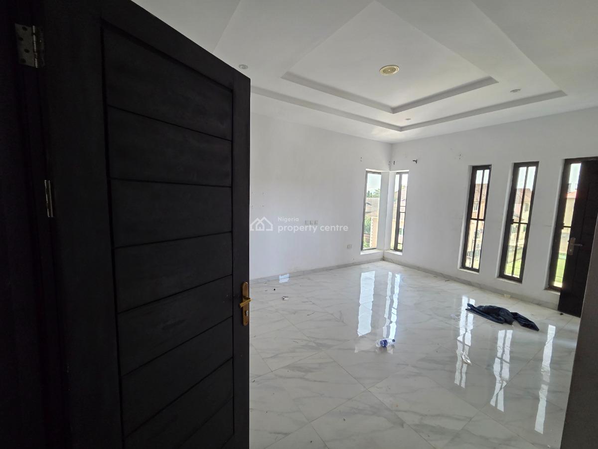 a Lovely  4 Bedroom  Semi-detached  Duplex with a Doom Bq, Osapa, Lekki, Lagos, Semi-detached Duplex for Rent