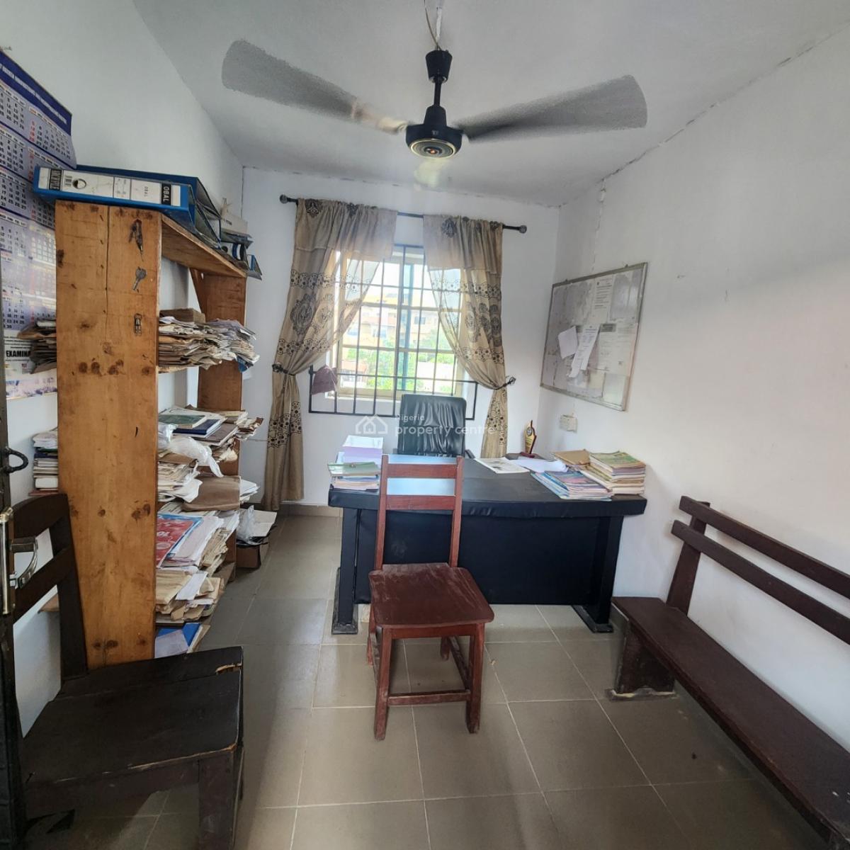 18 Classrooms Functioning College School, Aromolaran, Ibadan, Agodi Gate, Ibadan North, Oyo, School for Sale