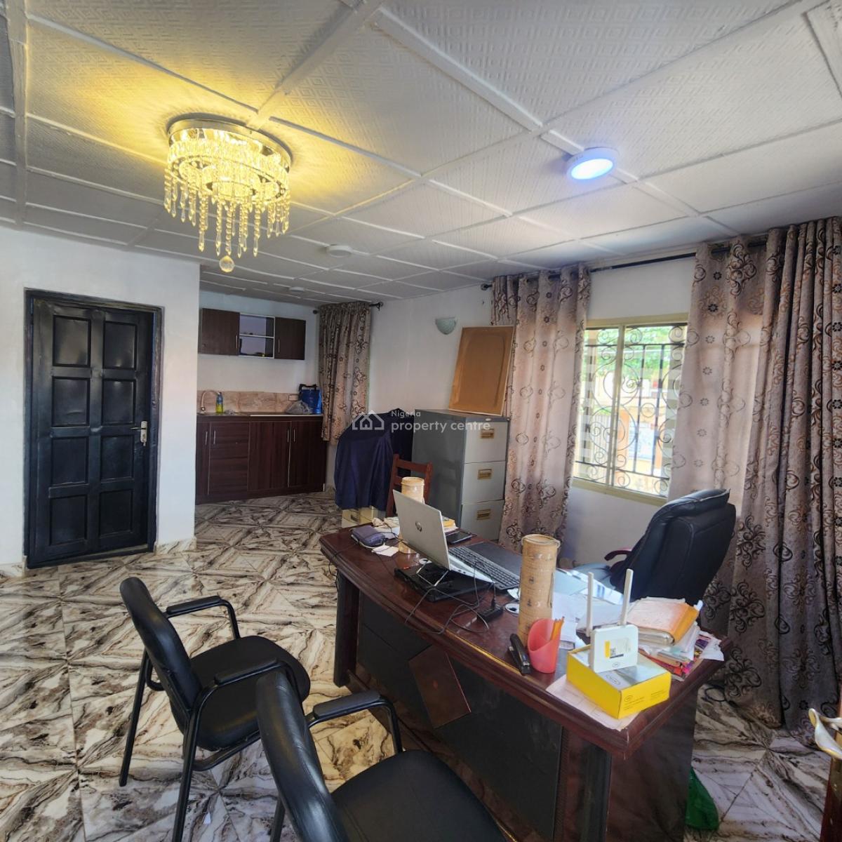 18 Classrooms Functioning College School, Aromolaran, Ibadan, Agodi Gate, Ibadan North, Oyo, School for Sale