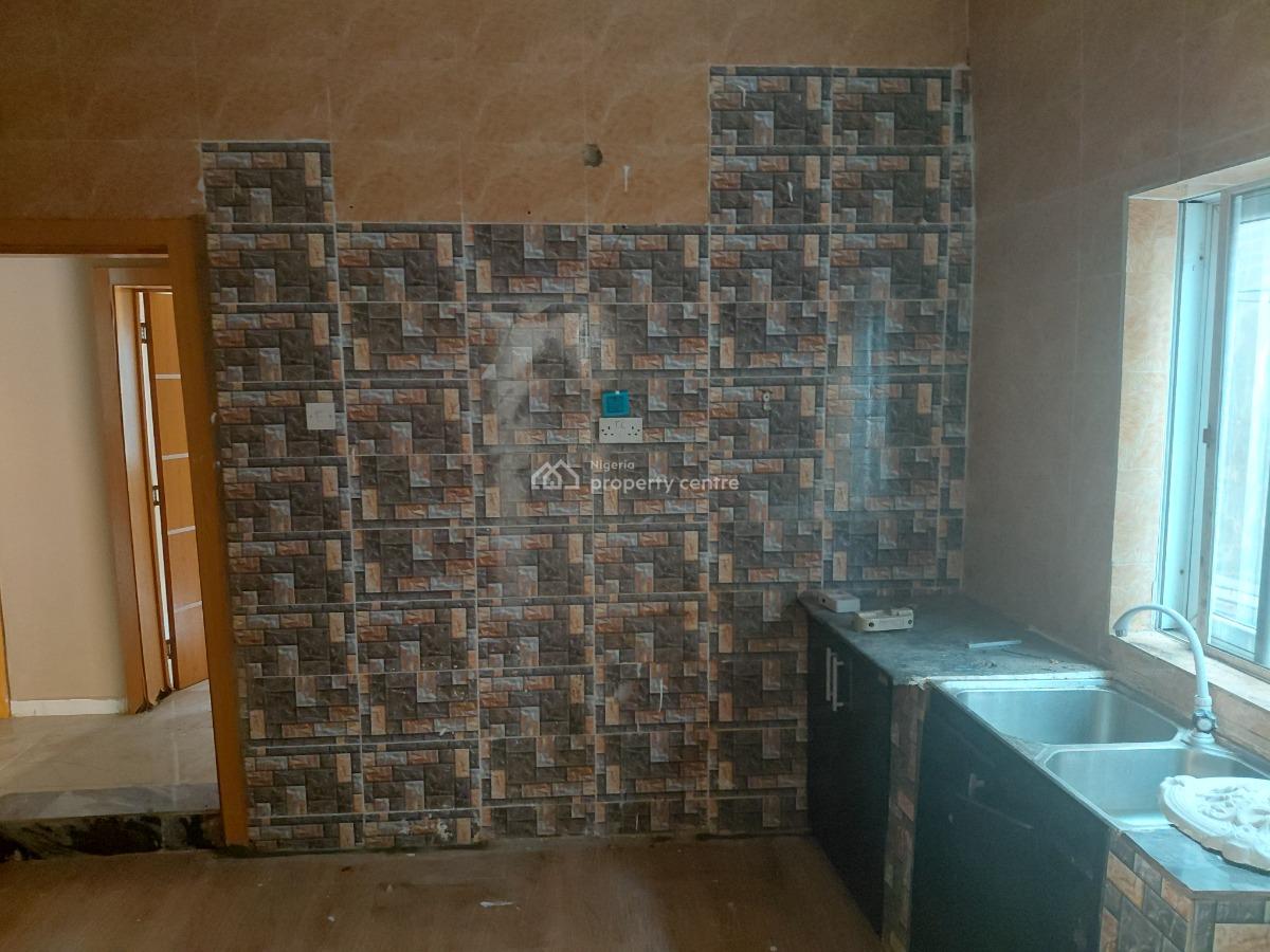 Decent 3bedroom in Alapere, Ezobi, Alapere, Ketu, Lagos, Flat / Apartment for Rent