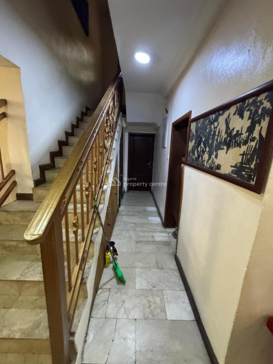 Distress!!!! 4 Bedroom Semi Detached Duplex with 2bq, Femi Okunu Estate, Jakande, Lekki, Lagos, Semi-detached Duplex for Sale