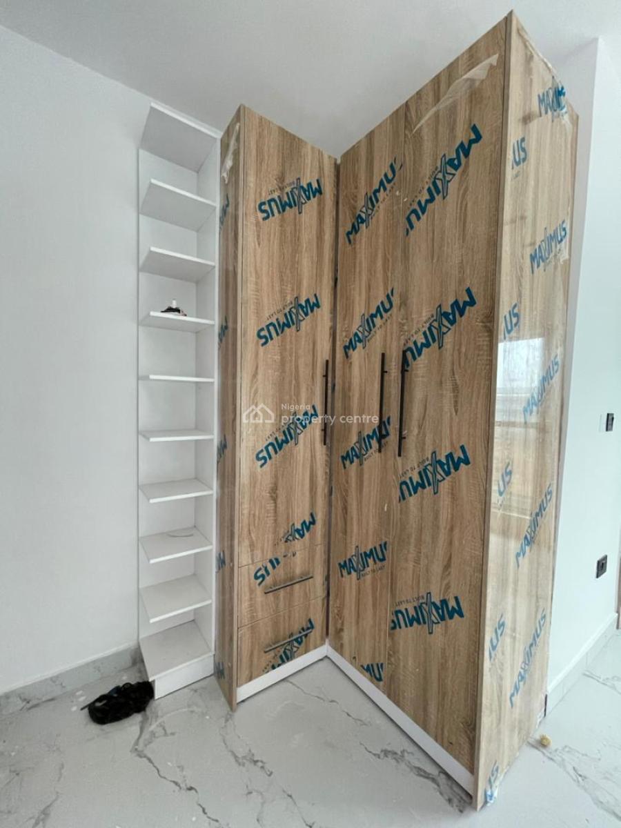 Two Bedrooms Flat at Lekki Right Inside Secured Estate, Lekki Phase 1, Lekki Phase 1, Lekki, Lagos, Flat / Apartment for Rent