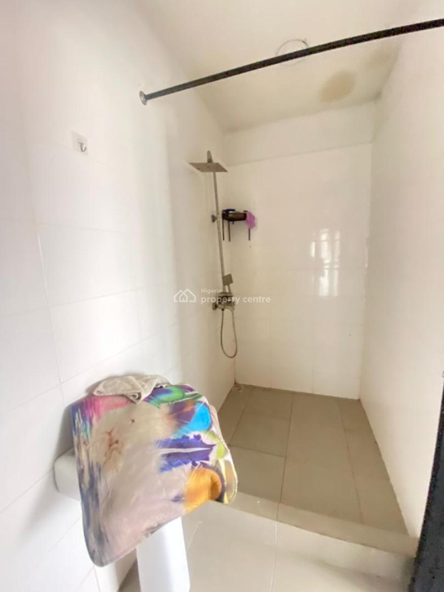 Spacious 3 Bedroom Apartments, Orchid Road, Lekki, Lagos, Flat / Apartment for Rent