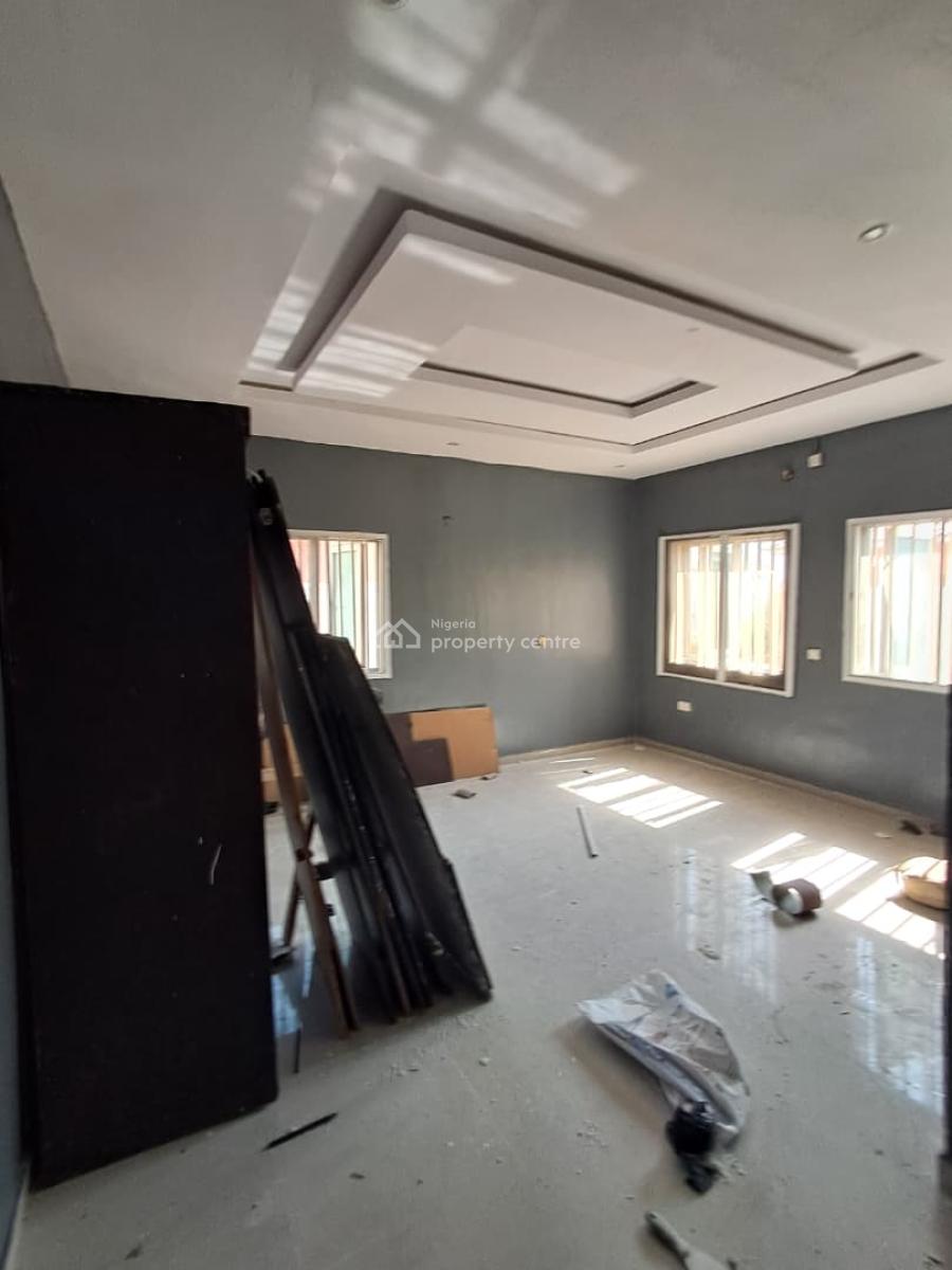 Newly Renovated 3-bedroom Terrace, Comes with Standing Inverter Ac, New Road Alpha Beach Chevron Lekki, Lekki, Lagos, Terraced Duplex for Rent