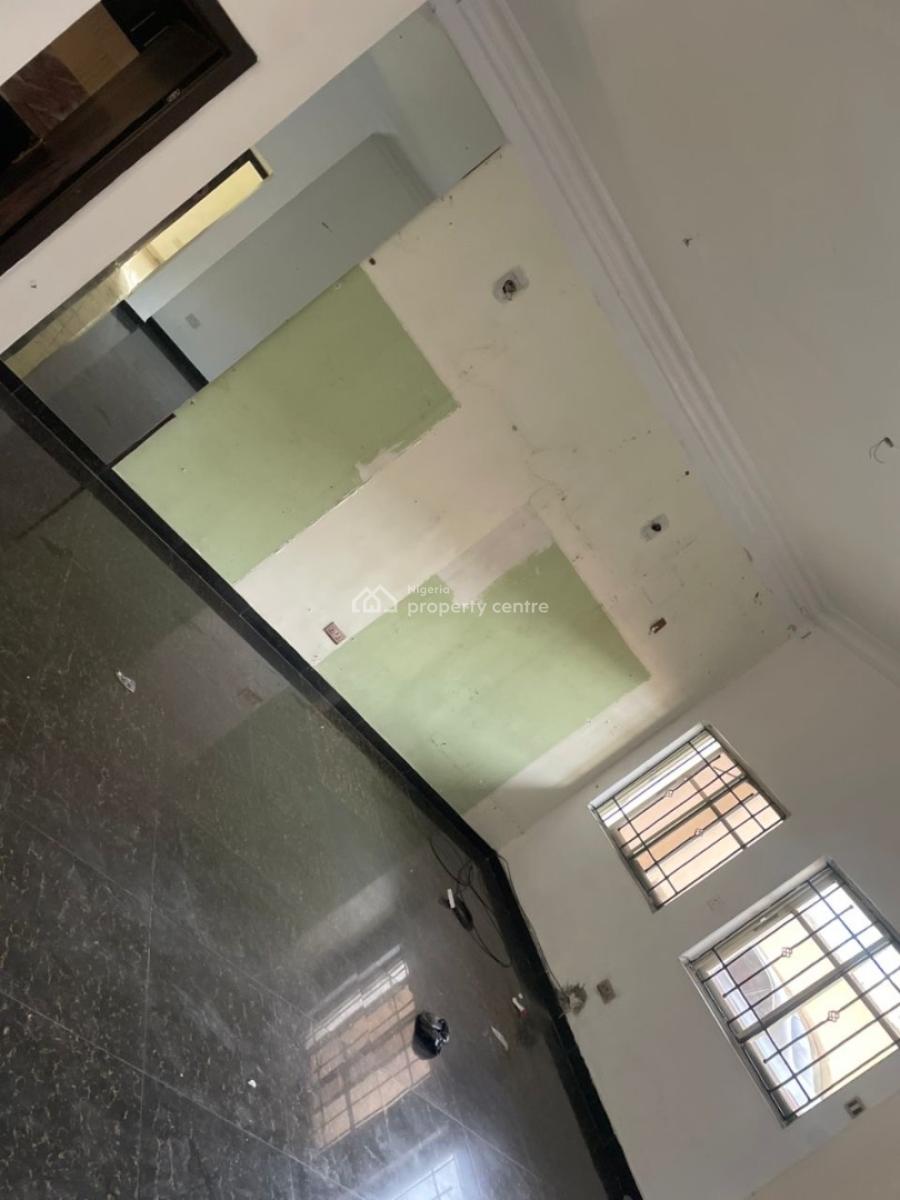 Spacious 3 Bedroom Apartment, Chevy View Estate, Lekki Expressway, Lekki, Lagos, Flat / Apartment for Rent
