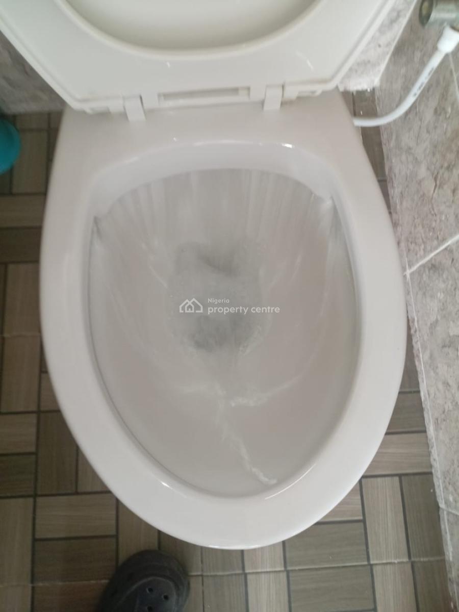 a Luxury Shop, Badore, Ajah, Lagos, Shop for Rent