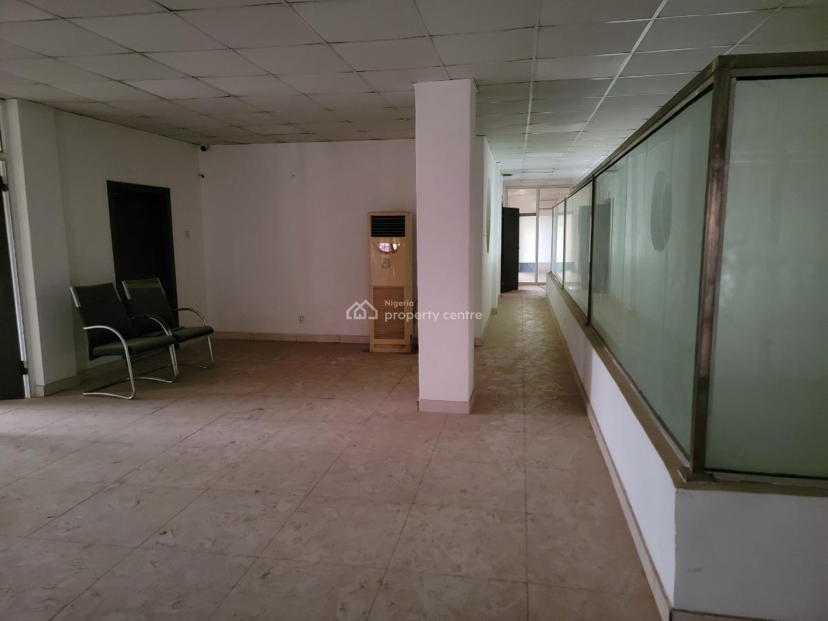 2 Floors Bank Building, Central Business District, Abuja, Plaza / Complex / Mall for Rent