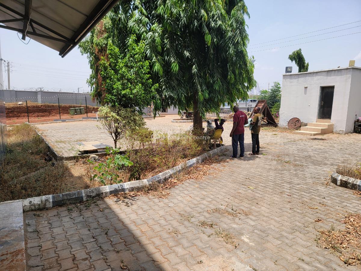 2 Floors Bank Building, Central Business District, Abuja, Plaza / Complex / Mall for Rent