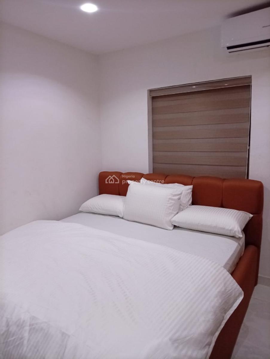 2 Bedroom Luxury Apartment, Richmond Pearl Estate Road, Lekki, Lagos, Flat / Apartment Short Let