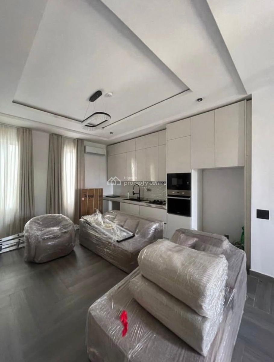 Unfurnished 1 Bedroom Apartment, Lekki Phase 1, Lekki, Lagos, Flat / Apartment for Rent