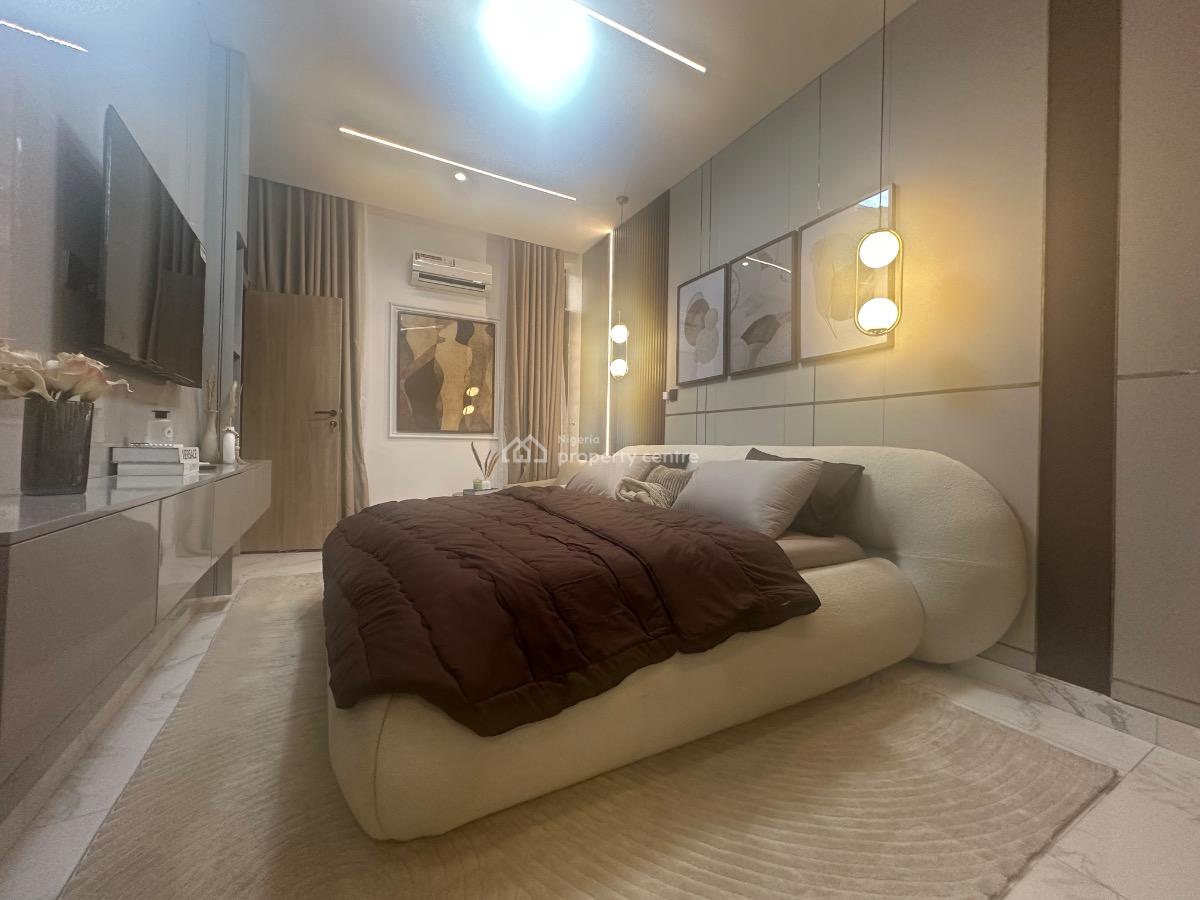 2 Bedroom Flat, Mathew Osawemen St, Ologolo, Lekki, Lagos, Flat / Apartment for Rent