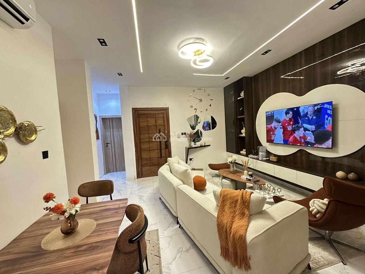 2 Bedroom Flat, Mathew Osawemen St, Ologolo, Lekki, Lagos, Flat / Apartment for Rent