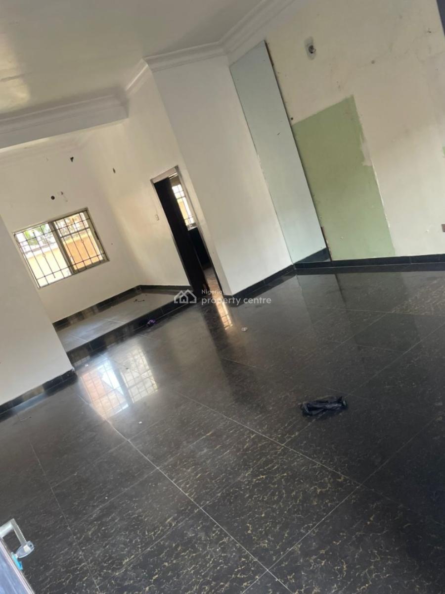 Nice and Spacious 3 Bedroom Flat, Lekki, Lagos, Flat / Apartment for Rent