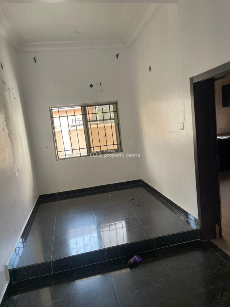 Nice and Spacious 3 Bedroom Flat, Lekki, Lagos, Flat / Apartment for Rent
