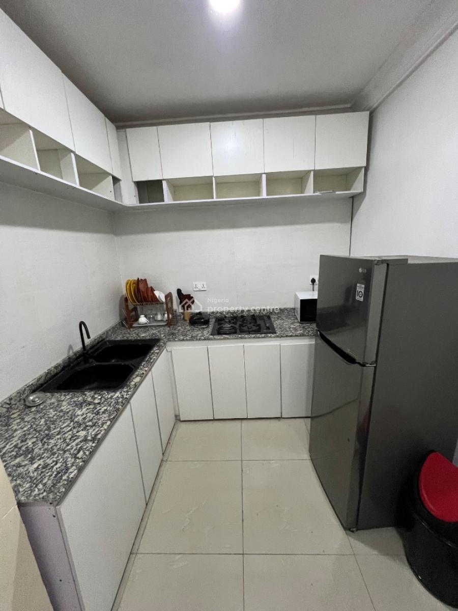 Furnished Oversized Room and Palour in an Excellent Location, Lekki Phase 1, Lekki, Lagos, Mini Flat (room and Parlour) for Rent