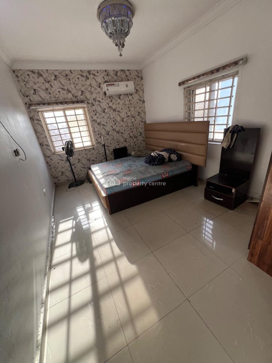 Very Spacious 2-bedroom Flat with an Open Plan Kitchen, Lekki Phase 1, Lekki, Lagos, Flat / Apartment for Rent