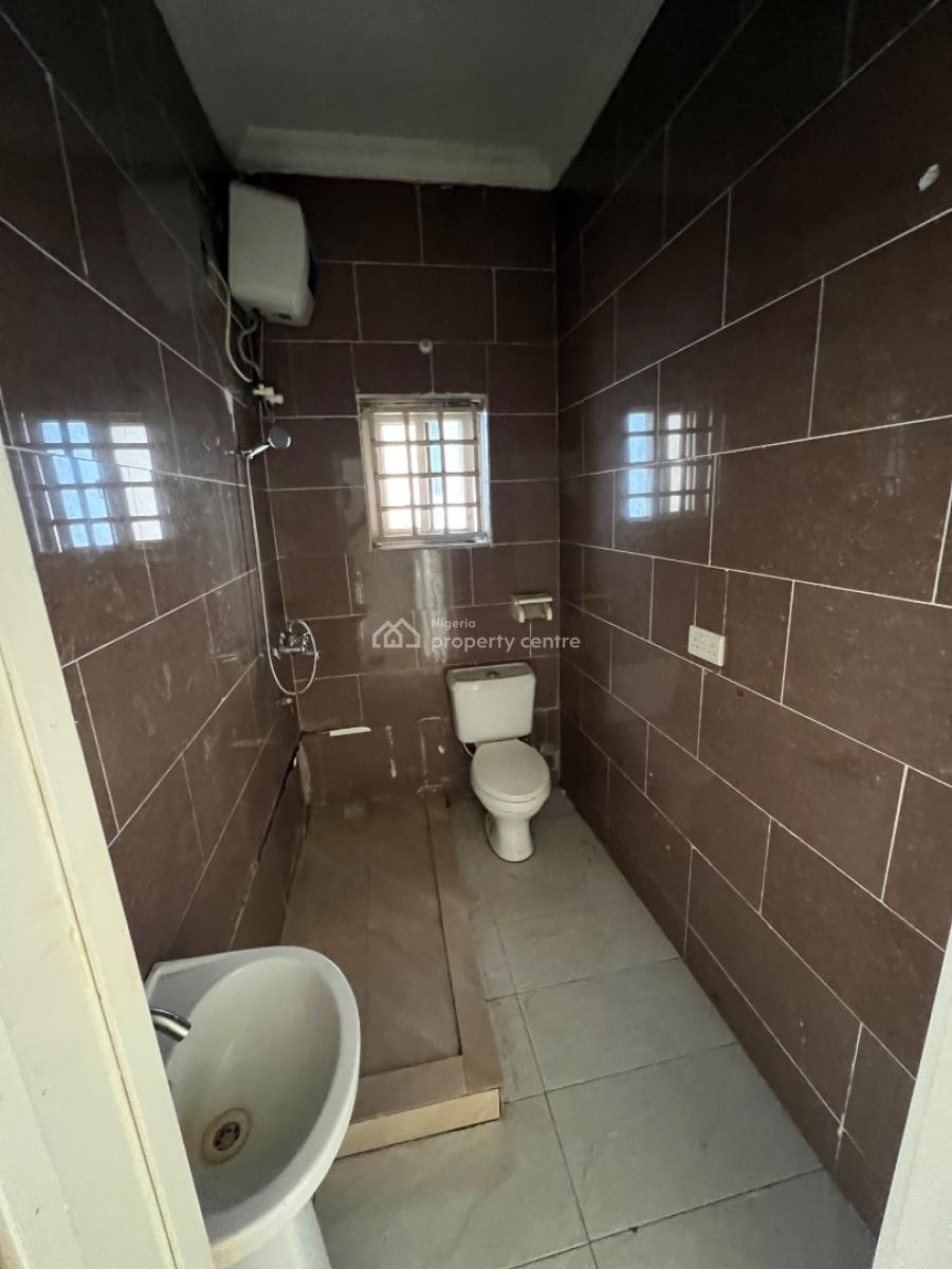 Very Spacious 2-bedroom Flat with an Open Plan Kitchen, Lekki Phase 1, Lekki, Lagos, Flat / Apartment for Rent