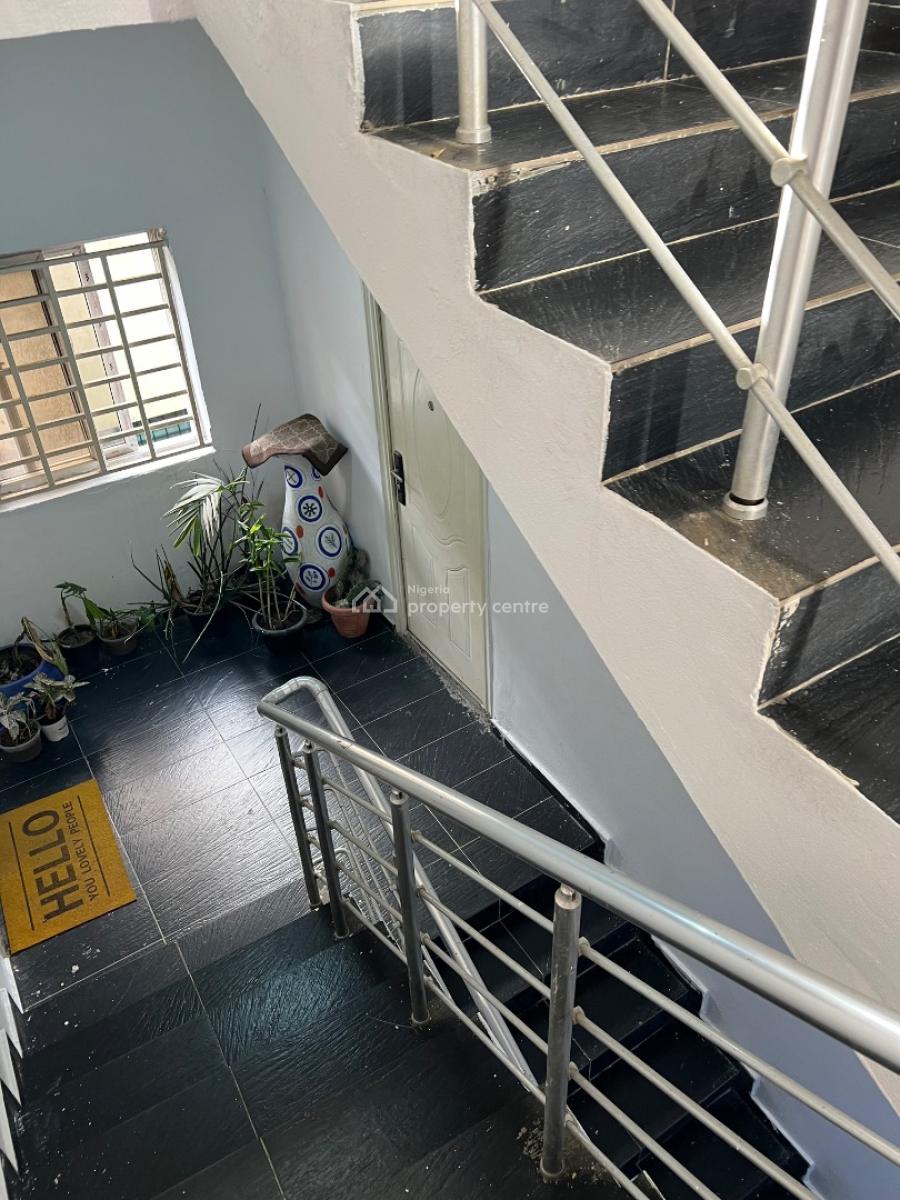 Very Spacious 2-bedroom Flat with an Open Plan Kitchen, Lekki Phase 1, Lekki, Lagos, Flat / Apartment for Rent